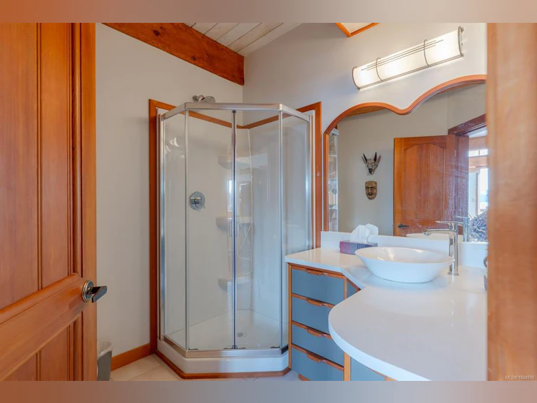 1027&1033 West Road, Quadra Island, BC, V0P 1N0 - 21
