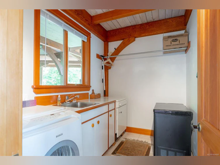 1027&1033 West Road, Quadra Island, BC, V0P 1N0 - 20