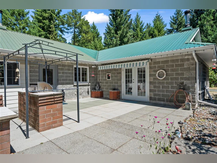 1640 Nahmint Road, Qualicum Beach, BC, V9K 2M8 - 37