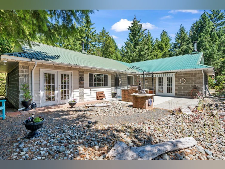 1640 Nahmint Road, Qualicum Beach, BC, V9K 2M8 - 39