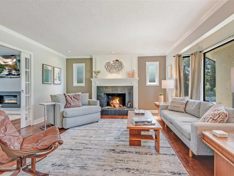 4405 Stromness Place, Saanich BC V8Z 6S7