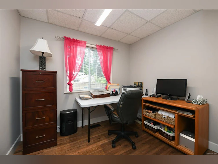 8732 Paulsen Road, Black Creek, BC, V9J 1J8 - 47