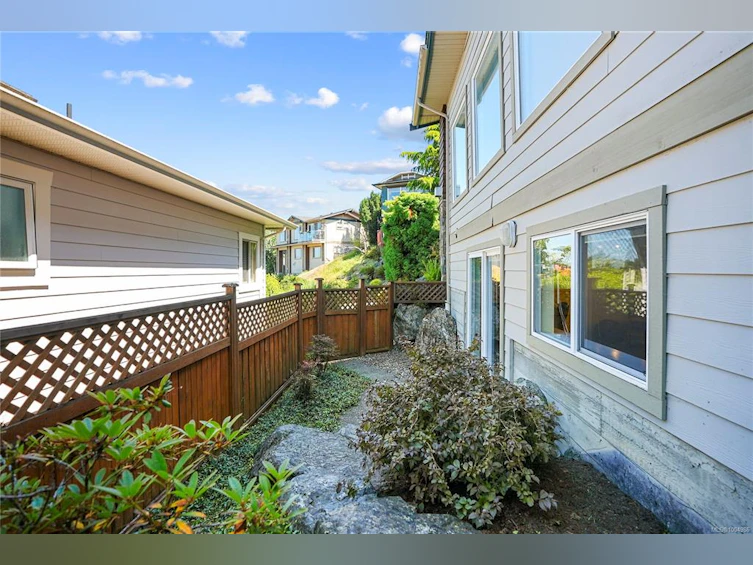4-915 Glen Vale Road, Esquimalt, BC, V9A 6N1 - 23