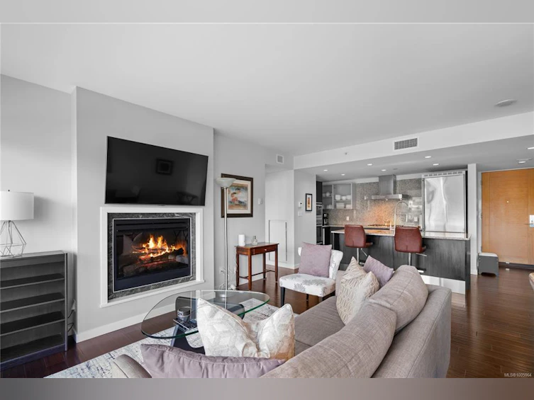 606-707 Courtney Street, Victoria, BC, V8W 0A9 - 7