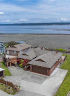 2471 Island Highway S