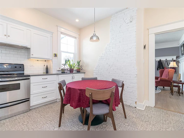 1441 Edgeware Road, Victoria, BC, V8T 2J4 - 15