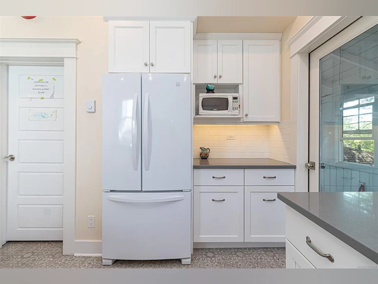 1441 Edgeware Road, Victoria, BC, V8T 2J4 - 20