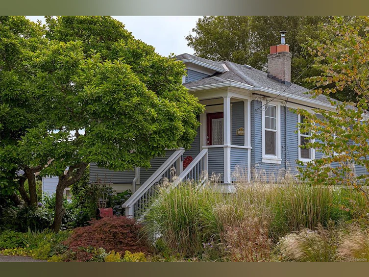 1441 Edgeware Road, Victoria, BC, V8T 2J4