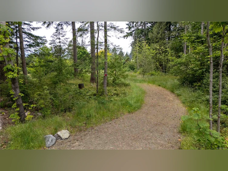 Lot B Cathy Crescent, Courtenay, BC, V9N 7G2