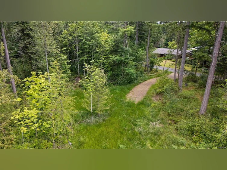 Lot B Cathy Crescent, Courtenay, BC, V9N 7G2 - 18