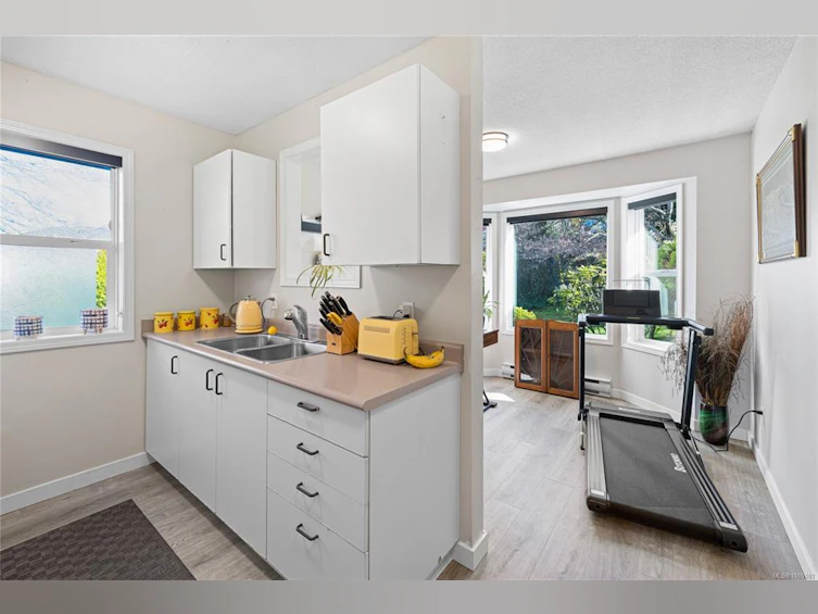 1-259 Craig Street, Nanaimo, BC, V9R 3V5 - 14