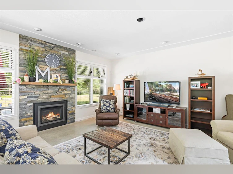 455 W First Avenue, Qualicum Beach, BC, V9K 1J8 - 22