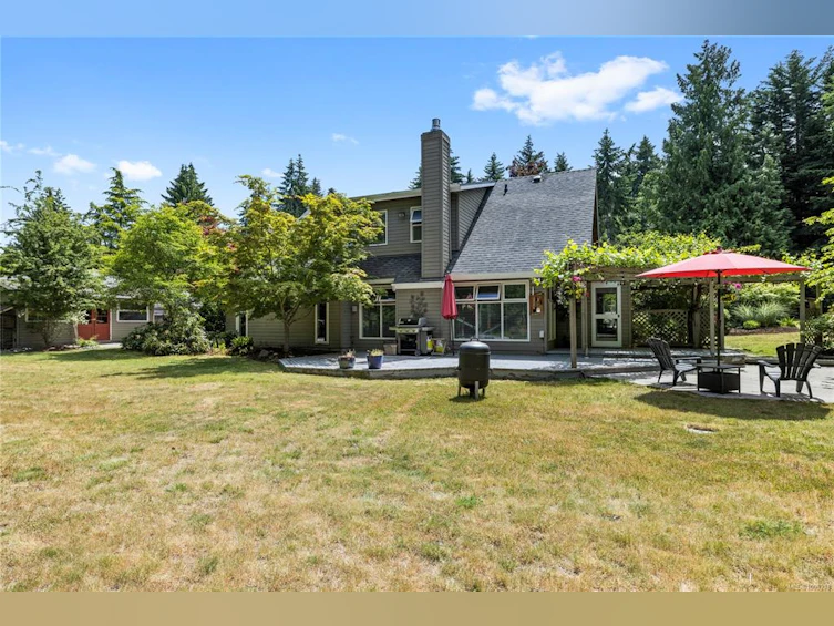 455 W First Avenue, Qualicum Beach, BC, V9K 1J8 - 40