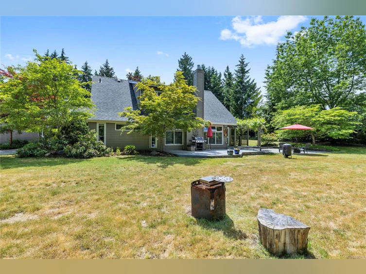 455 W First Avenue, Qualicum Beach, BC, V9K 1J8 - 42