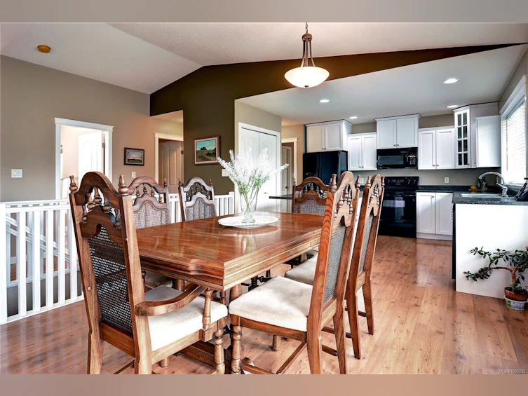 4837 Fairbrook Crescent, Nanaimo, BC, V9T 6M6 - 6