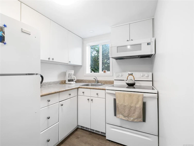 6080 Hammond Bay Road, Nanaimo, BC, V9T 5M4 - 46