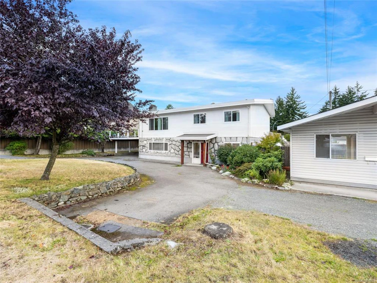 6080 Hammond Bay Road, Nanaimo, BC, V9T 5M4