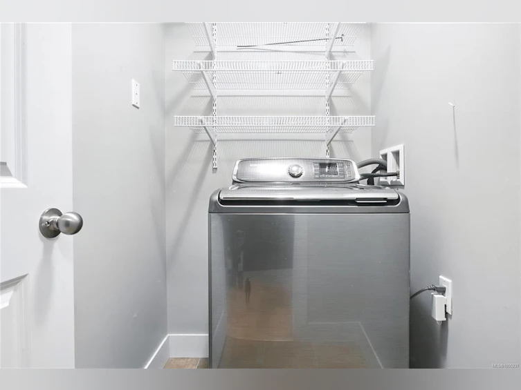 203-2515 Dowler Place, Victoria, BC, V8T 4H7 - 26