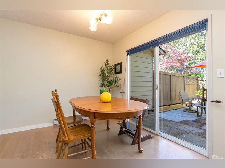 22-3981 Nelthorpe Street, Saanich, BC, V8X 3Z2 - 9