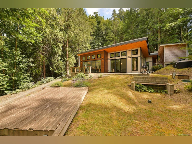 240 Callaghan Crescent, Mayne Island, BC, V0N 2J2 - 7