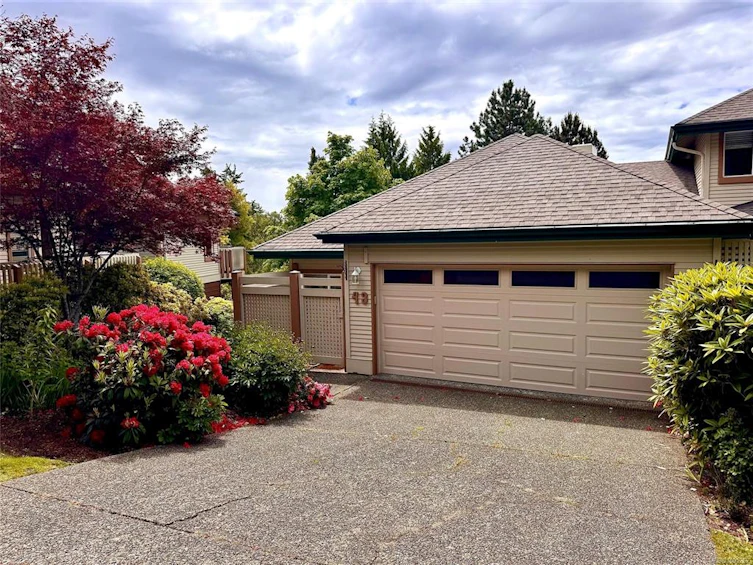43-530 Marsett Place, Saanich, BC, V8Z 7J2
