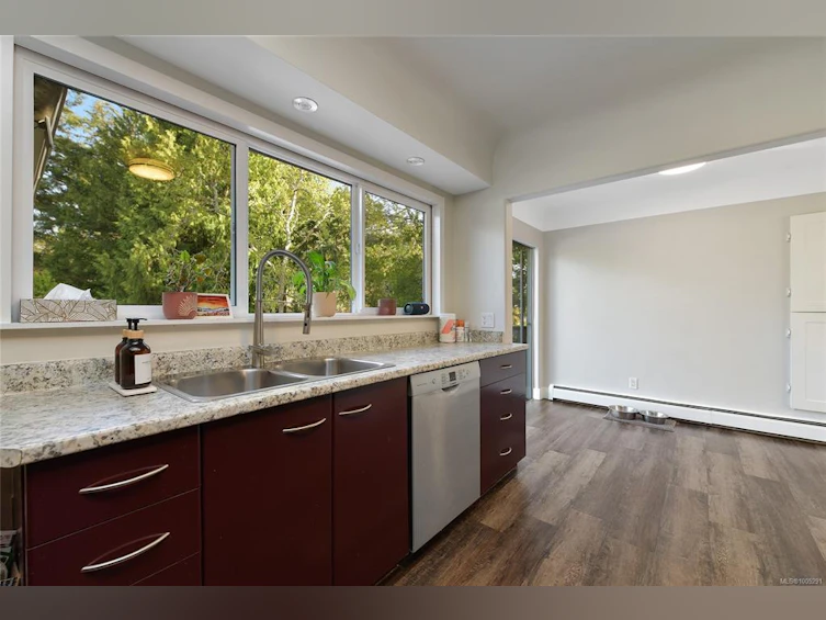 2589 Wentwich Road, Langford, BC, V9B 3N5 - 8