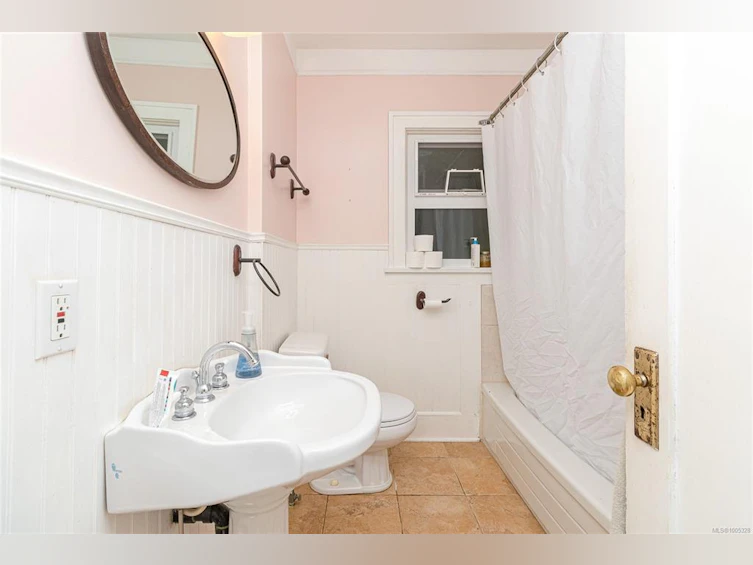 129 Linden Avenue, Victoria, BC, V8V 4E2 - 20