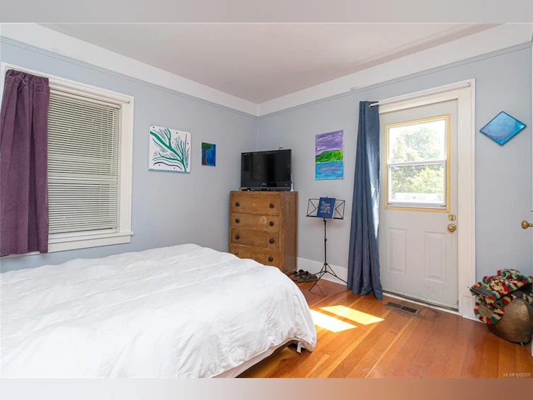 129 Linden Avenue, Victoria, BC, V8V 4E2 - 17