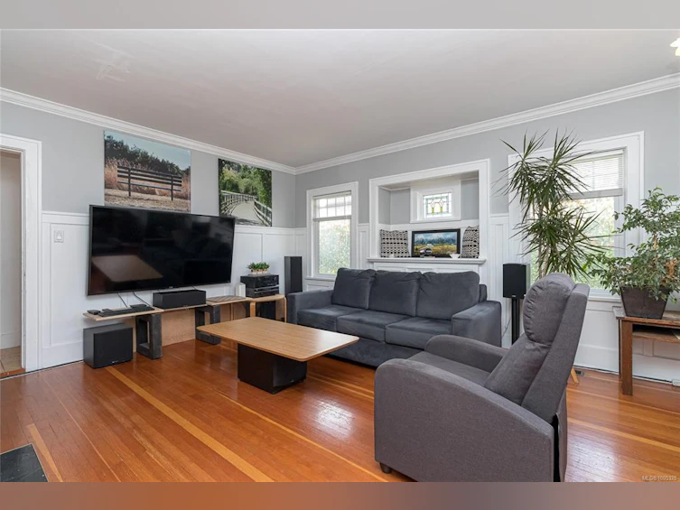 129 Linden Avenue, Victoria, BC, V8V 4E2 - 13