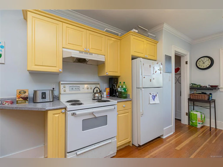 129 Linden Avenue, Victoria, BC, V8V 4E2 - 4