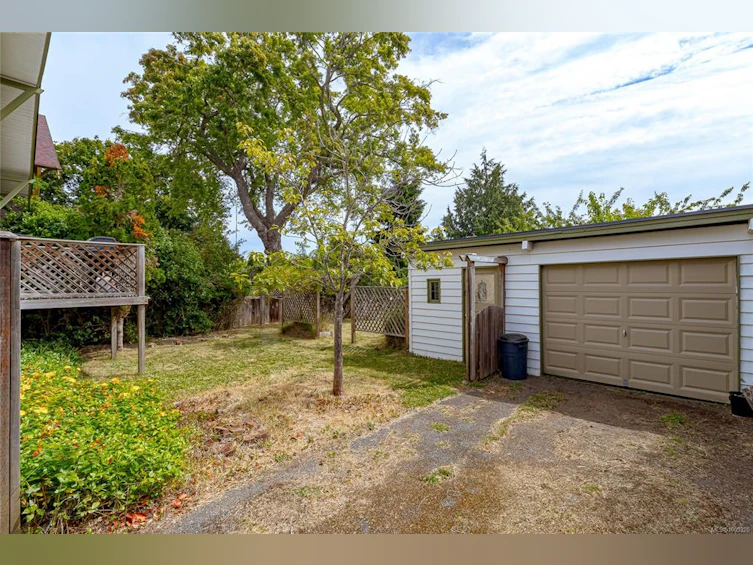 129 Linden Avenue, Victoria, BC, V8V 4E2 - 26