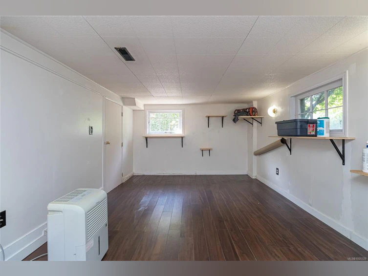 129 Linden Avenue, Victoria, BC, V8V 4E2 - 21