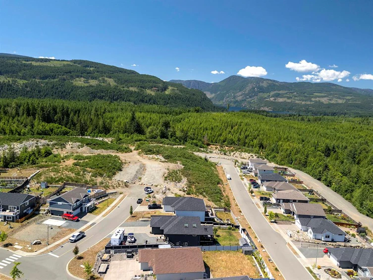 2415 Beaumont Crescent, Cumberland, BC, V0R 1S0 - 56