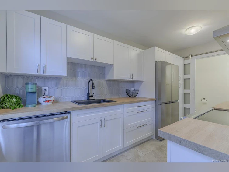 24-507 Ninth Street, Nanaimo, BC, V9R 1A8 - 13
