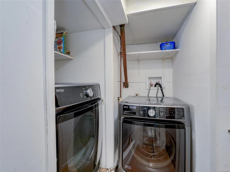 1472 Banff Place, Saanich, BC, V8P 2E8 - 20