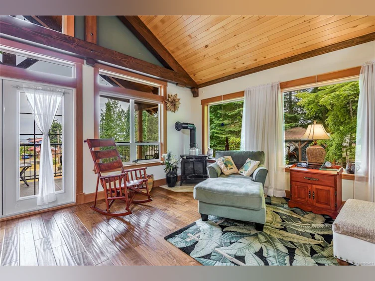 8947 Clarkson Avenue, Black Creek, BC, V9T 1B2 - 14