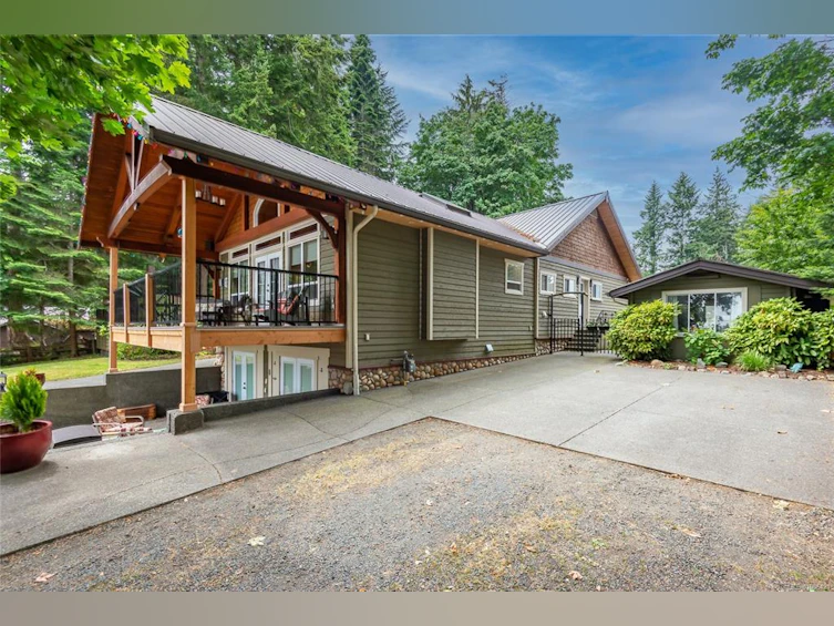 8947 Clarkson Avenue, Black Creek, BC, V9T 1B2 - 83