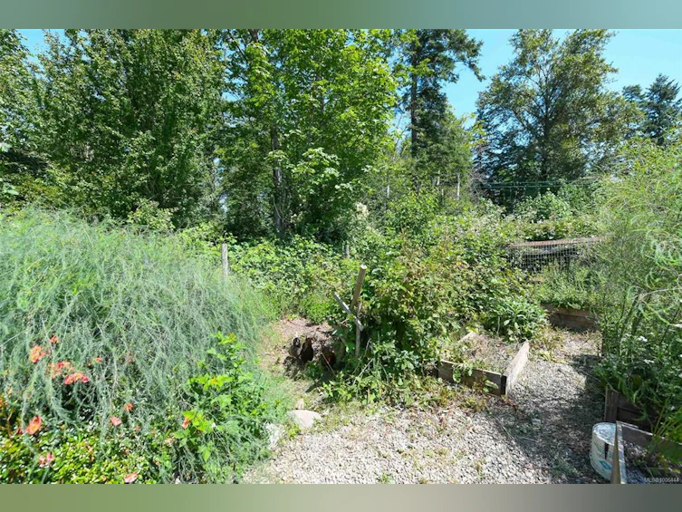 7452 Cougar Smith Road, Fanny Bay, BC, V0R 1W0 - 50