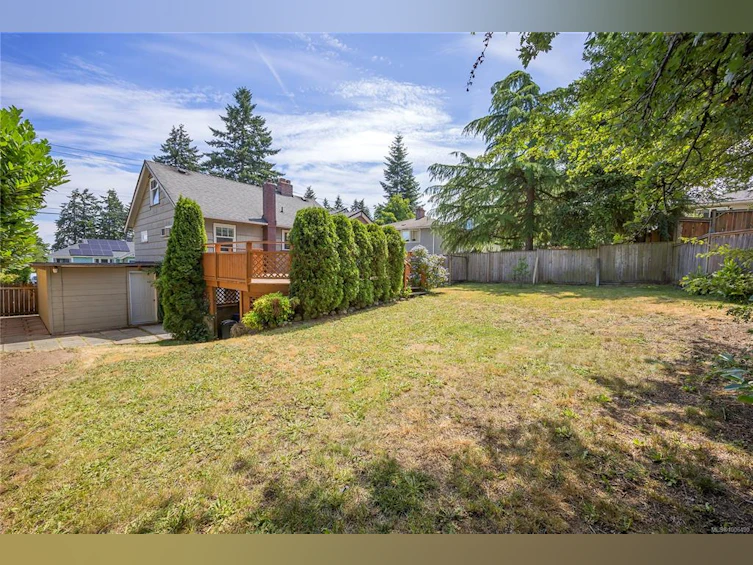 881 Millstone Avenue, Nanaimo, BC, V9S 5B4 - 4