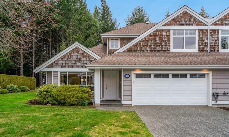 1255 Gabriola Drive