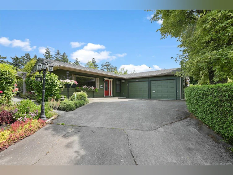 4119 Lark Road, Saanich, BC, V8X 4G4 - 28