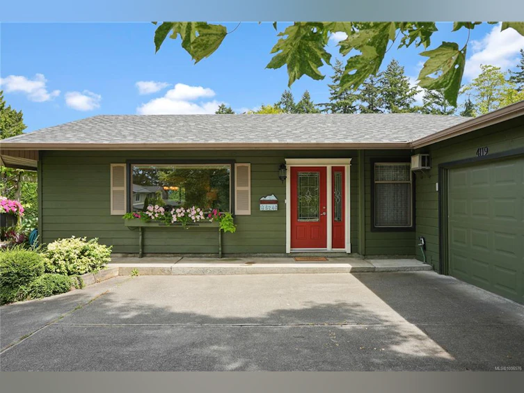 4119 Lark Road, Saanich, BC, V8X 4G4 - 25