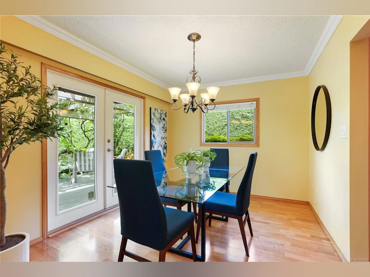 4119 Lark Road, Saanich, BC, V8X 4G4 - 8