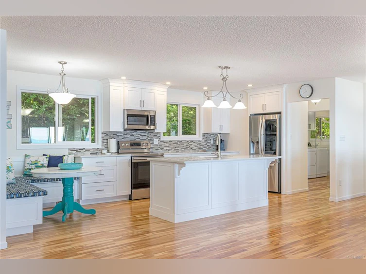 6655 W Island Highway, Bowser/Deep Bay, BC, V0R 1G0 - 21