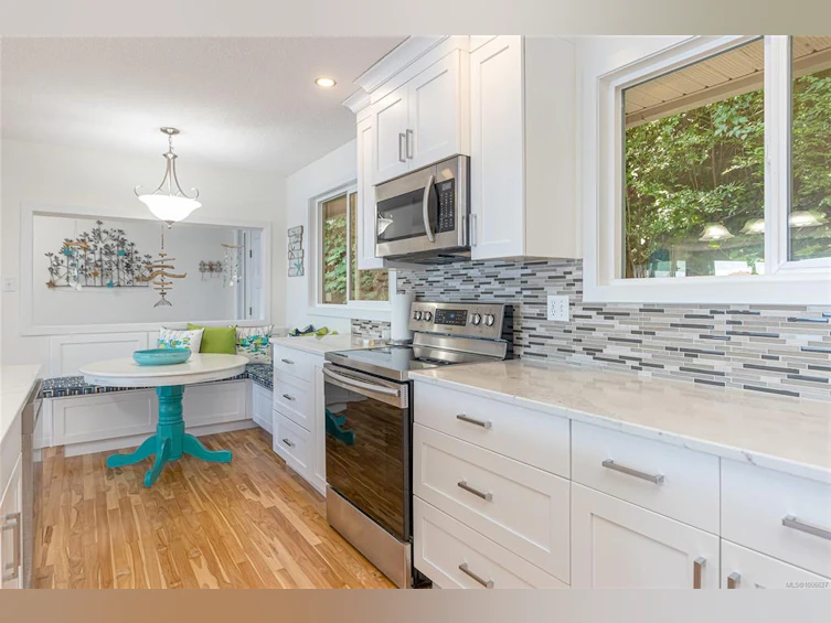 6655 W Island Highway, Bowser/Deep Bay, BC, V0R 1G0 - 26