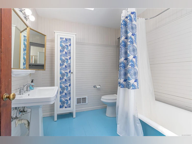 6655 W Island Highway, Bowser/Deep Bay, BC, V0R 1G0 - 70