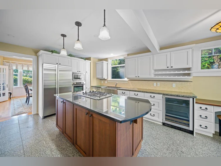 135 Newcastle Avenue, Nanaimo, BC, V9S 4H7 - 11