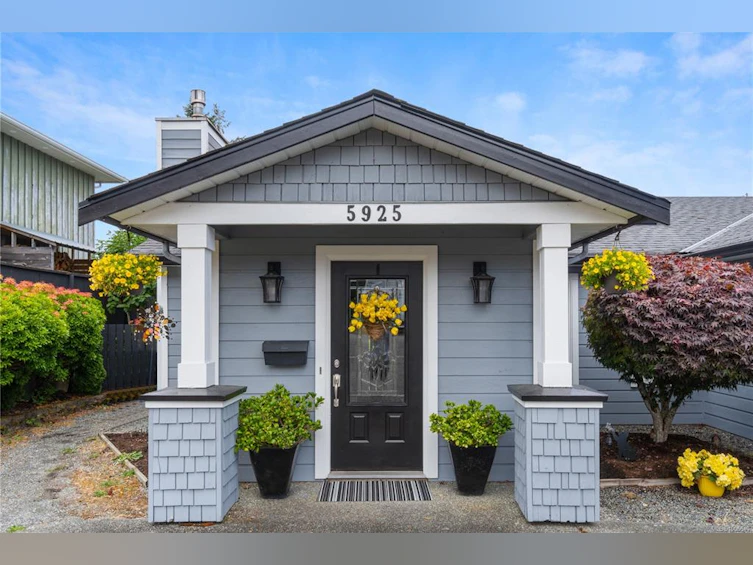 5925 Breonna Drive, Nanaimo, BC, V9V 1E9 - 2