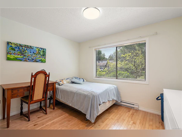 1-1464 Fort Street, Victoria, BC, V8S 1Z5 - 11
