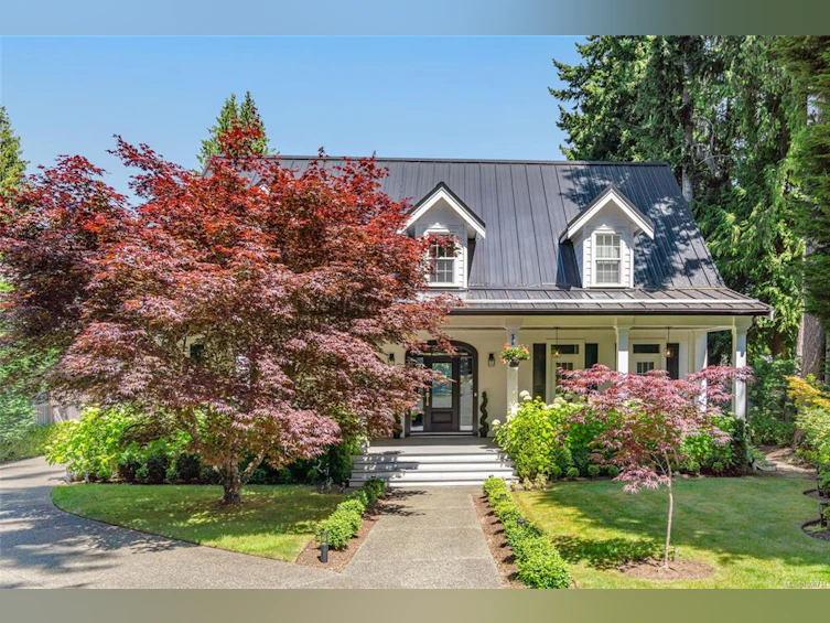 155 E Hoylake Road, Qualicum Beach, BC, V9K 1L7 - 15